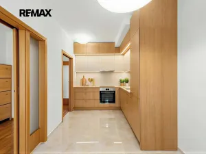 Prodej bytu 2+1, Praha - Žižkov, Táboritská, 64 m2