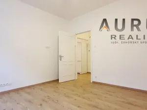 Pronájem bytu 3+kk, Praha - Nusle, Mojmírova, 74 m2