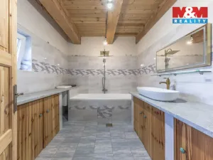 Prodej rodinného domu, Lučany nad Nisou, 270 m2