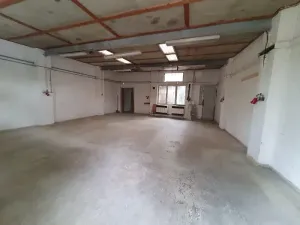 Pronájem obchodního prostoru, Jihlava, U Větrníku, 100 m2