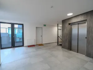 Prodej bytu 3+kk, Jablonec nad Nisou, Krkonošská, 95 m2