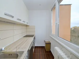 Pronájem bytu 1+1, Praha - Střížkov, Varnsdorfská, 26 m2