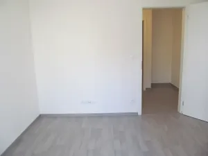 Pronájem kanceláře, Praha - Žižkov, Olgy Havlové, 71 m2