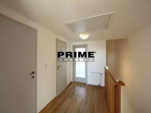 Pronájem kanceláře, Praha - Smíchov, Štefánikova, 147 m2