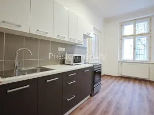 Pronájem bytu 1+1, Praha - Vršovice, Moskevská, 35 m2