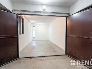 Prodej garáže, Brno, Žarošická, 18 m2