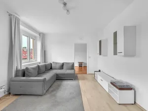 Pronájem bytu 2+kk, Hradec Králové, Mánesova, 59 m2