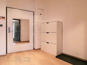 Pronájem bytu 2+kk, Praha - Libeň, U libeňského pivovaru, 56 m2