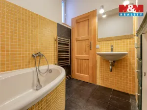 Prodej bytu 2+1, Plzeň - Jižní Předměstí, Edvarda Beneše, 70 m2