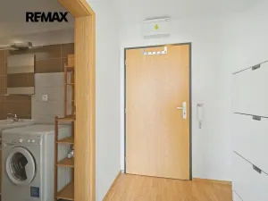 Pronájem bytu 1+kk, Hostivice, Ječná, 42 m2