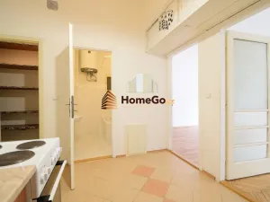 Pronájem bytu 2+1, Praha - Nusle, U gymnázia, 52 m2