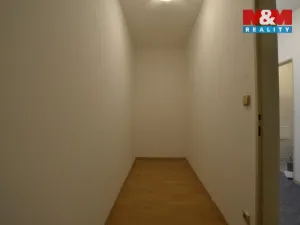 Pronájem bytu 2+kk, Trutnov - Střední Předměstí, Spojenecká, 75 m2