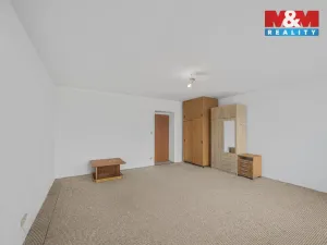 Prodej bytu 3+1, Jaroměř - Pražské Předměstí, Husova, 124 m2