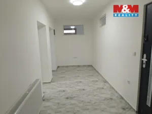 Pronájem bytu 3+kk, Bělá pod Bezdězem, Masarykovo náměstí, 80 m2