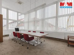Pronájem kanceláře, Klatovy - Klatovy I, nám. Míru, 396 m2
