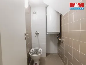 Pronájem kanceláře, Klatovy - Klatovy I, nám. Míru, 396 m2