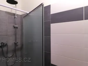 Pronájem bytu 1+kk, Praha - Holešovice, U průhonu, 21 m2