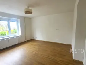 Pronájem bytu 1+1, Písek, Smetanovo nám., 38 m2