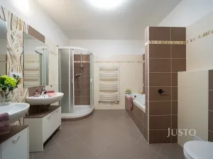 Prodej rodinného domu, Třeboň, Pod Hrází, 141 m2