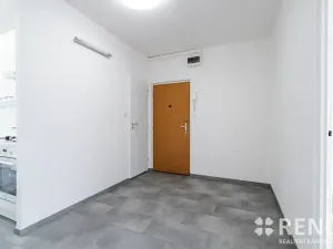 Pronájem bytu 3+1, Brno, Řezáčova, 75 m2