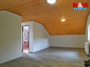 Pronájem bytu 1+1, Červené Pečky, Dobešovice, 40 m2