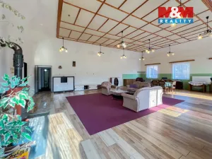 Prodej rodinného domu, Strašín, 450 m2