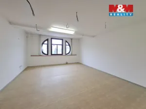 Pronájem obchodního prostoru, Chodov, Staroměstská, 220 m2