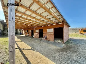 Prodej pozemku, Spálené Poříčí, 166477 m2