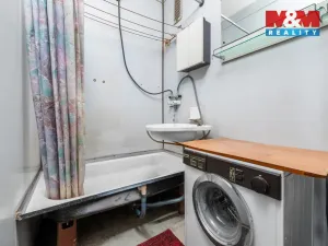 Prodej bytu 2+kk, Králův Dvůr, Nad Stadionem, 41 m2