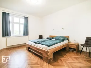 Pronájem bytu 4+1, Teplice, U zámku, 104 m2