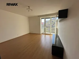 Pronájem bytu 3+kk, Kladno, Jaroslava Holečka, 65 m2