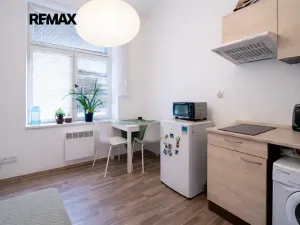 Prodej bytu 3+1, Praha - Žižkov, Seifertova, 89 m2