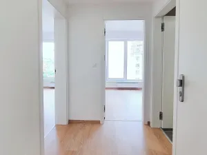 Pronájem bytu 2+kk, Praha - Michle, U plynárny, 48 m2