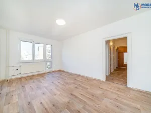 Prodej bytu 2+1, Bruntál, Jesenická, 53 m2