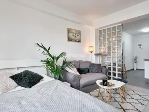 Pronájem bytu 1+kk, Praha - Střešovice, Za Hládkovem, 34 m2