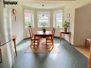 Pronájem bytu 4+1, Vestec, Ve Stromkách, 123 m2