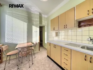 Prodej bytu 3+1, Kolín, Sladkovského, 84 m2