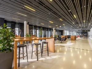 Pronájem kanceláře, Praha - Dejvice, Evropská, 1751 m2