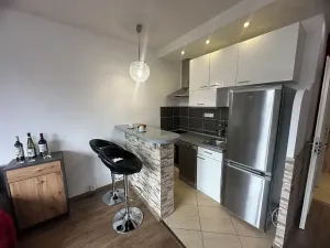 Pronájem bytu 1+kk, Jablonec nad Nisou, Jizerská, 29 m2