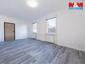 Prodej bytu 4+1, Volary, Sídl. Míru, 80 m2