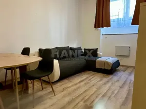 Prodej apartmánu, Praha - Vršovice, Žitomírská, 47 m2