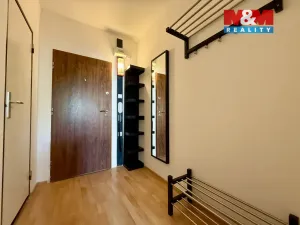 Pronájem bytu 1+kk, Praha - Hlubočepy, Peškova, 29 m2