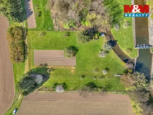 Prodej pozemku, Hrochův Týnec - Blížňovice, 2680 m2