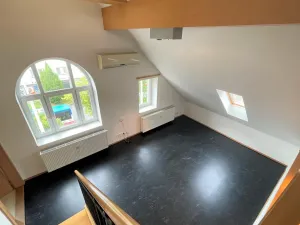 Pronájem kanceláře, Praha - Kobylisy, Zdibská, 127 m2