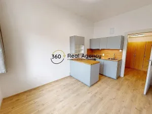 Pronájem bytu 2+kk, Praha - Nusle, V zálomu, 46 m2