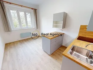 Pronájem bytu 2+kk, Praha - Nusle, V zálomu, 46 m2