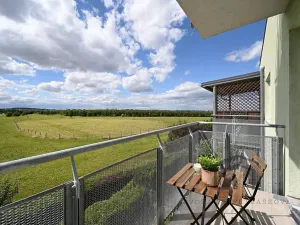 Pronájem bytu 2+kk, Praha - Kbely, Toužimská, 47 m2