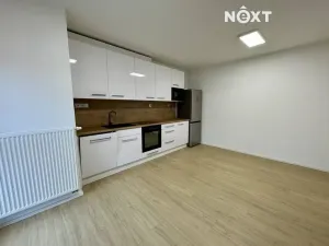 Pronájem bytu 2+kk, České Budějovice, Nádražní, 47 m2