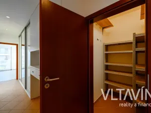 Pronájem bytu 3+kk, Praha - Pitkovice, Holubinková, 80 m2