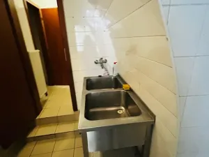 Pronájem obchodního prostoru, Kolín, Na Hradbách, 39 m2